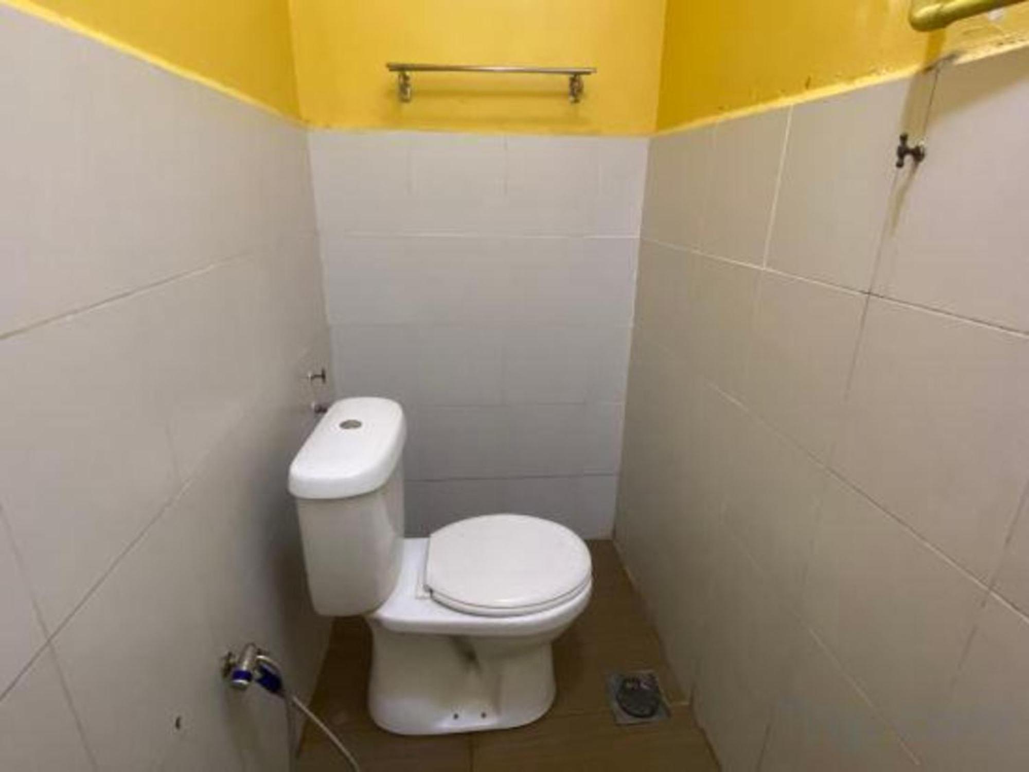 Oyo 91065 Hotel De Anjung Muadzam Shah 外观 照片