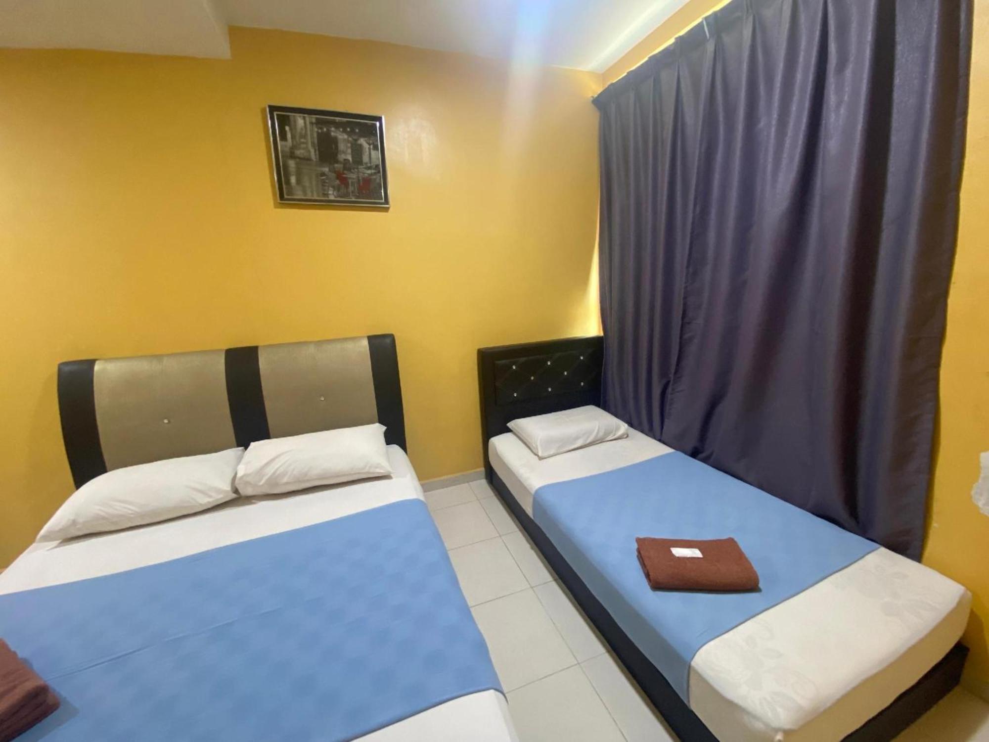 Oyo 91065 Hotel De Anjung Muadzam Shah 外观 照片