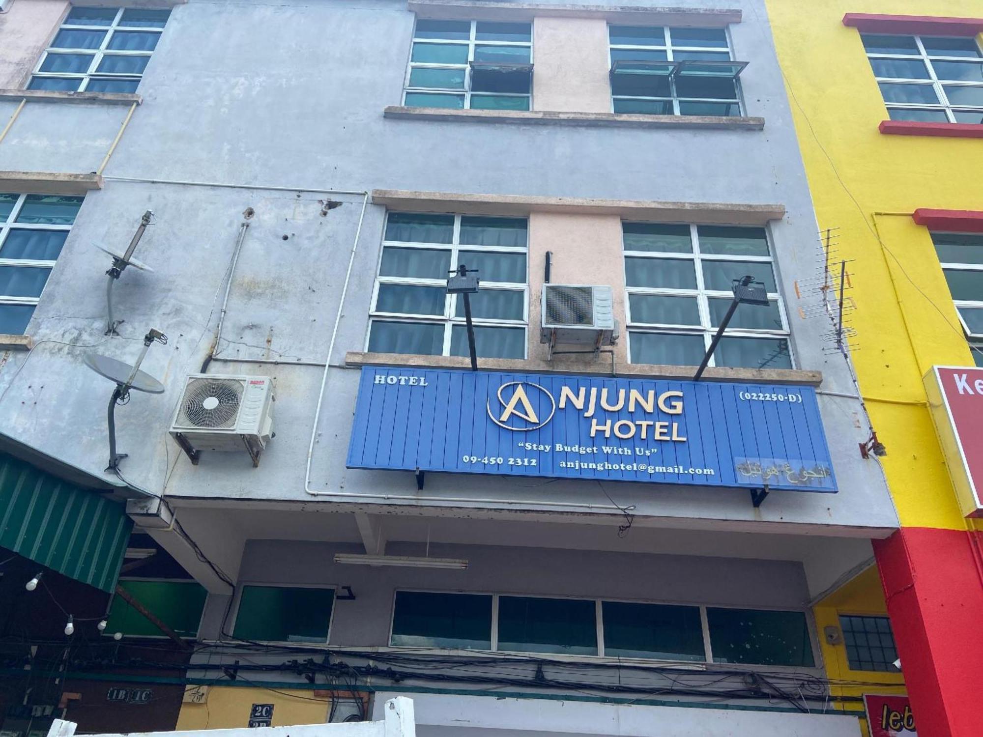 Oyo 91065 Hotel De Anjung Muadzam Shah 外观 照片